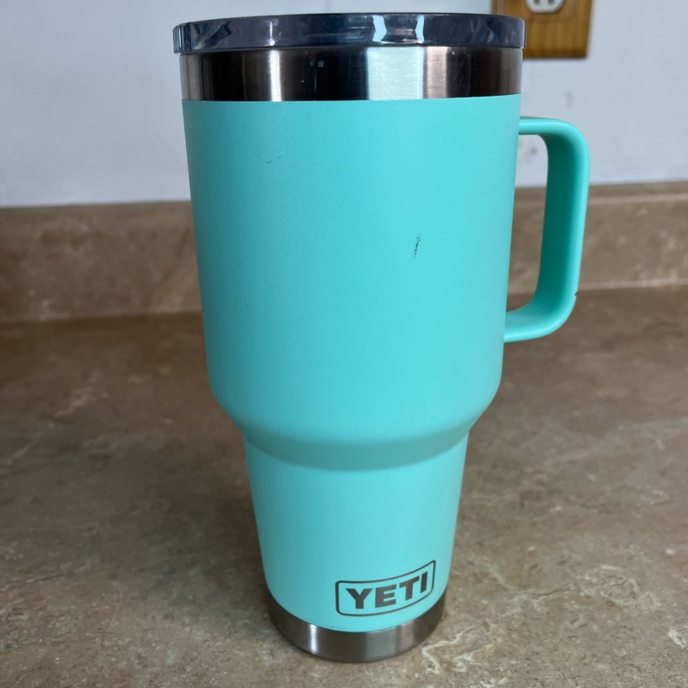 Yeti 30 Oz. Tumbler With Handle